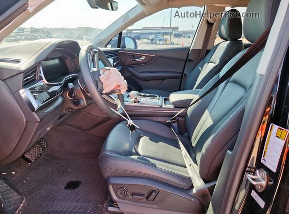 WA1LXBF74PD018121 2023 AUDI Q7 Black Vista interior delantera