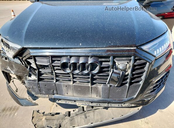 WA1LXBF74PD018121 2023 AUDI Q7 Black Vista del compartimento del motor