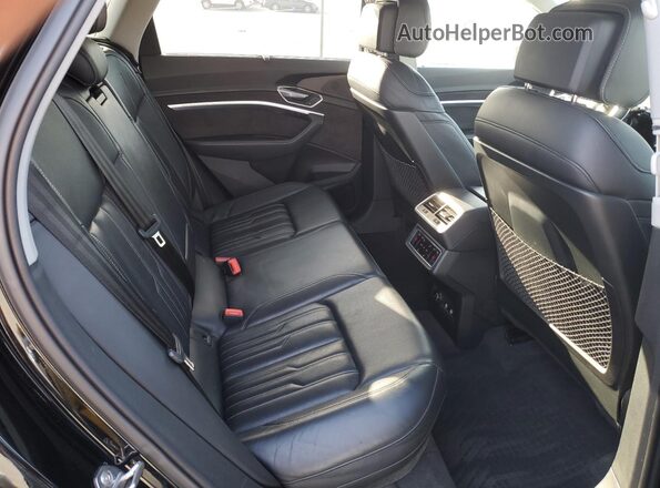 WA1VAAGE4KB017024 2019 AUDI E-TRON Black Vista interior trasera