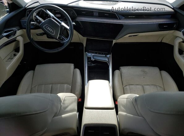 WA1VABGE0KB011842 2019 AUDI E-TRON Gray Widok deski rozdzielczej