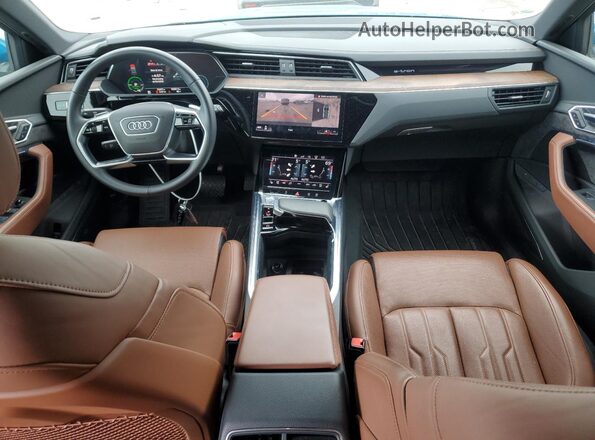 WA1VABGE1KB016001 2019 AUDI E-TRON Синий Вид панели приборов