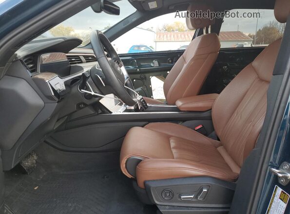 WA1VABGE4KB021192 2019 AUDI E-TRON Blue წინა სალონის ხედი