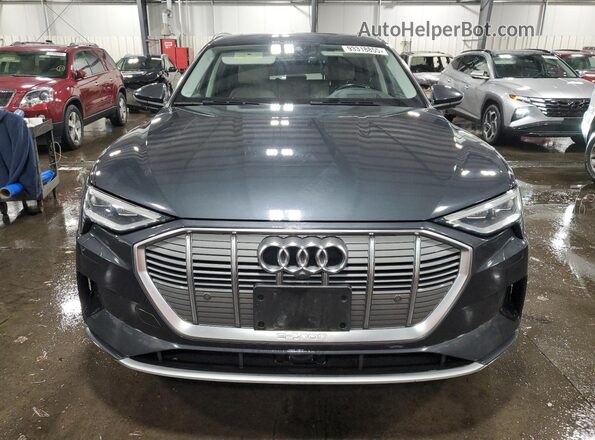 WA1VABGE8KB010454 2019 AUDI E-TRON Gray Вид спереду