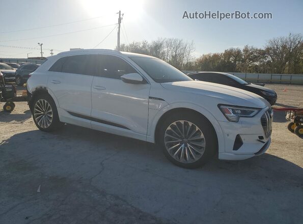 WA1VABGEXKB011296 2019 AUDI E-TRON White Front right