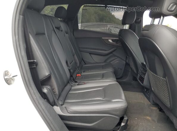 WA1VXAF78LD000153 2020 AUDI Q7 White 