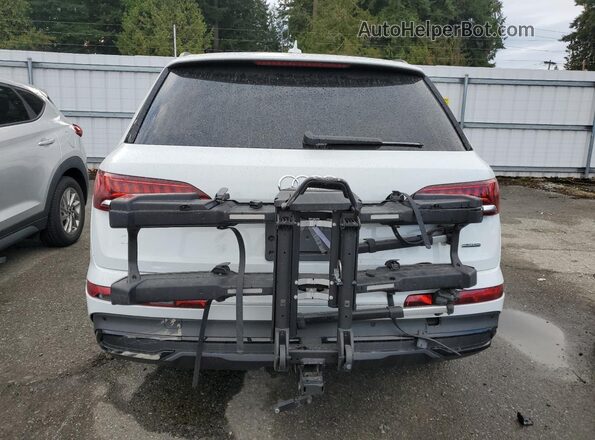 WA1VXAF7XMD020616 2021 AUDI Q7 White Вид ззаду