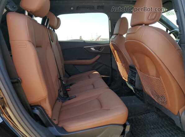 WA1VXBF7XPD026362 2023 AUDI Q7 Brown Հետևի նստատեղերի տեսք
