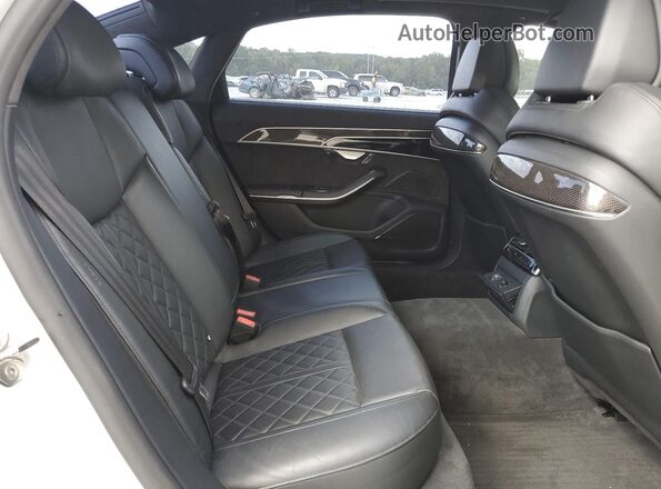 WAU8SAF80LN003369 2020 AUDI S8 White Widok tylnych siedzeń