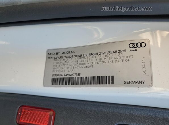 WAUABAF44MN007988 2021 AUDI OTHER White Vista del compartimento del motor