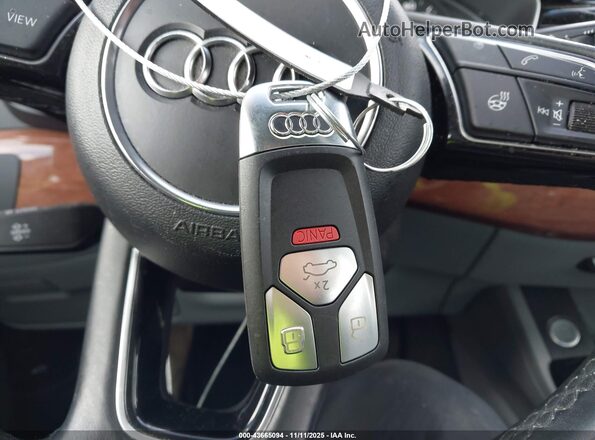 WAUABCF53NA006070 2022 AUDI OTHER Black Առջևի վահանակի տեսք