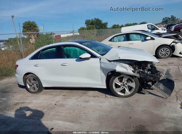 WAUAUDGY8PA084260 2023 AUDI OTHER Белый Вид задней части салона