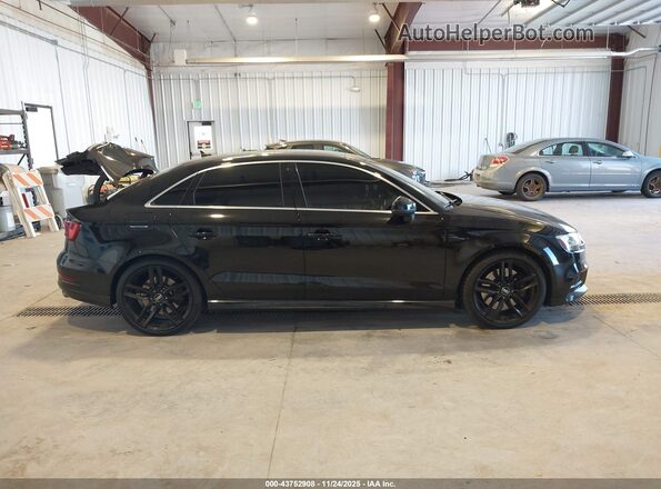WAUB1GFF5H1014649 2017 AUDI S3 Black სალონის 360-გრადუსიანი ხედი