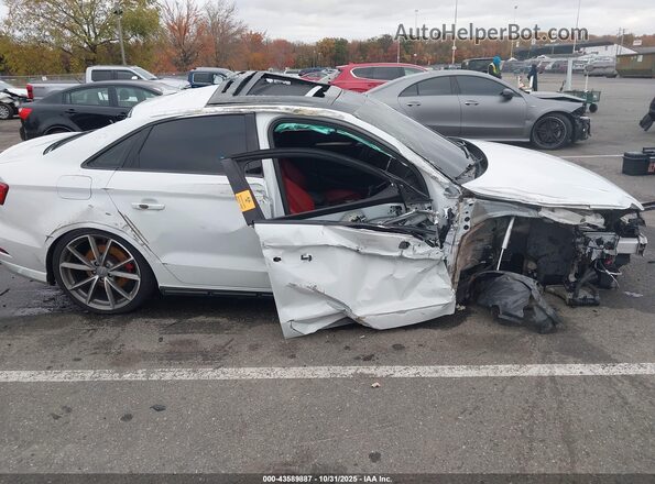WAUB1GFF5H1071854 2017 AUDI S3 White Front view