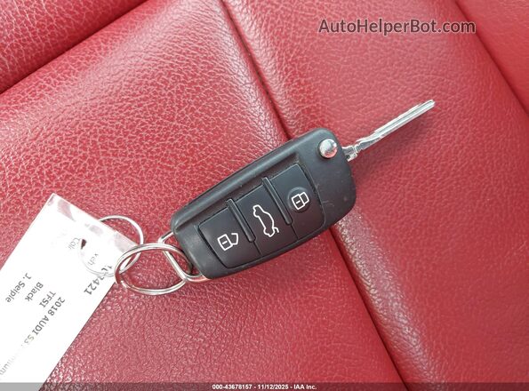 WAUB1GFF7J1009281 2018 AUDI S3 Black Widok deski rozdzielczej