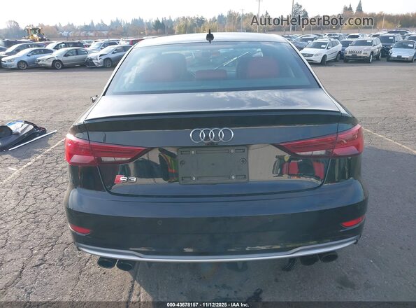 WAUB1GFF7J1009281 2018 AUDI S3 Black 