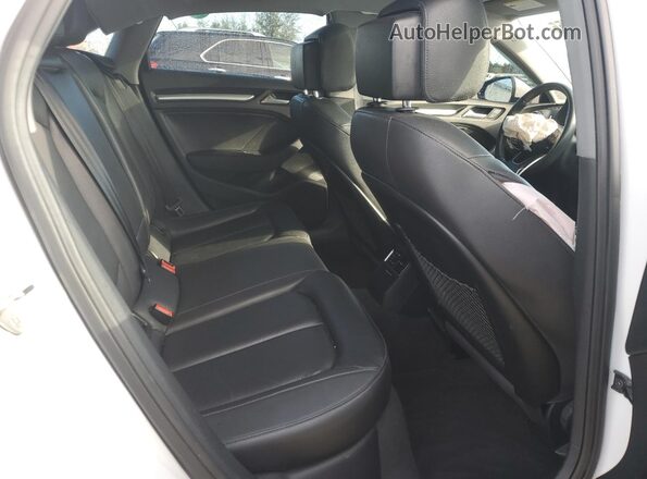 WAUBEGFF0LA044347 2020 AUDI OTHER Белый Вид задних сидений