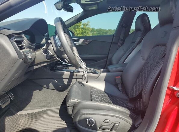WAUC4CF56MA022703 2021 AUDI S5 Red Вид салону спереду
