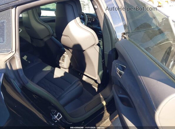 WAUCJBFWXP7000409 2023 AUDI E-TRON Black Вид наклейки з VIN-кодом