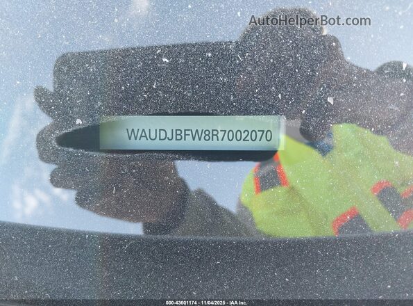 WAUDJBFW8R7002070 2024 AUDI E-TRON White Շարժիչի բաժամունքի տեսք