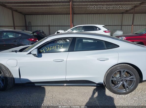 WAUDJBFW8R7002070 2024 AUDI E-TRON White 