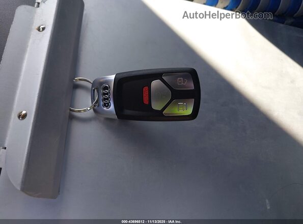 WAUEAAF48NN008115 2022 AUDI OTHER White Առջևի վահանակի տեսք