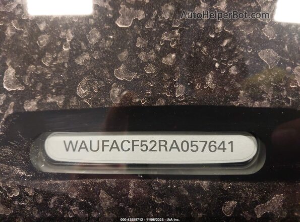 WAUFACF52RA057641 2024 AUDI OTHER Black Շարժիչի բաժամունքի տեսք