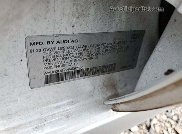 WAUH3DGY2PA067620 2023 AUDI S3 White Vista del compartimento del motor