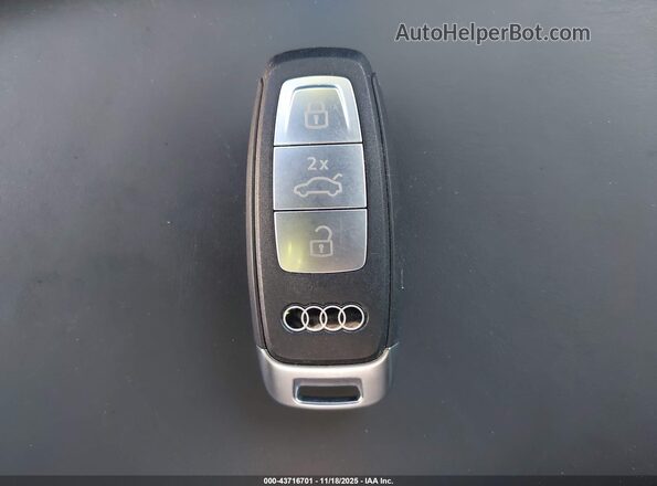 WAUH5DGY5SA060261 2025 AUDI S3 Black Առջևի վահանակի տեսք