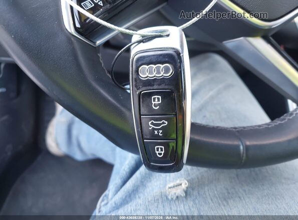 WAUL2BF25RN054886 2024 AUDI OTHER Black Вид панелі приладів