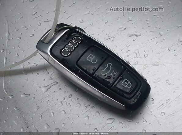 WAULSAF81SN002580 2025 AUDI S8 Gray Առջևի վահանակի տեսք