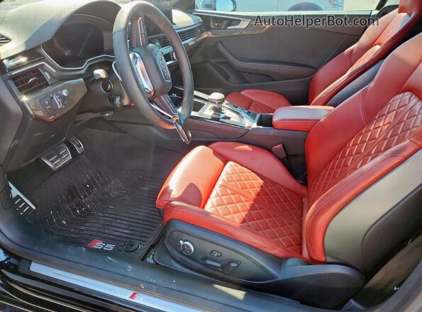 WAUY4GF55NN008542 2022 AUDI S5 Black Вид салону спереду