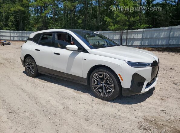 WB523CF03RCR94692 2024 BMW IX White Передня права чверть
