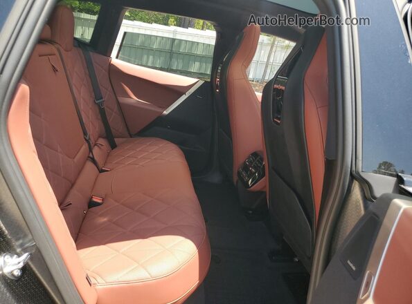 WB523CF03RCR94692 2024 BMW IX White Вид задніх сидінь