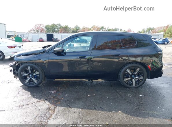 WB523CF04NCK84422 2022 BMW IX Черный 