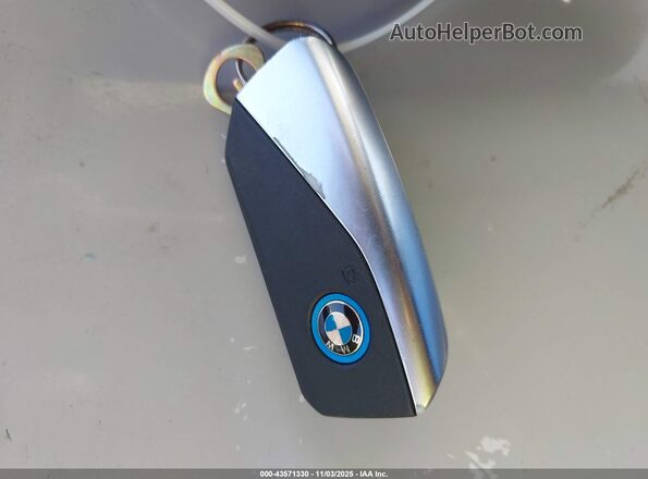 WB523CF05RCN46325 2024 BMW IX Black Вид панелі приладів