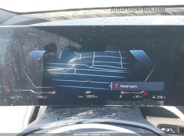 WB523CF08RCR62983 2024 BMW IX Gray Vista de los asientos traseros