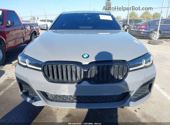 WBA13AG08MCG06075 2021 BMW 5 SERIES Gray ხელსაწყოთა პანელის ხედი