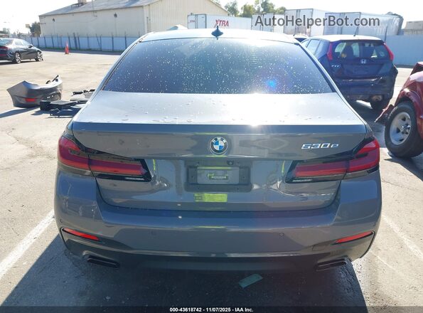 WBA13AG08MCG06075 2021 BMW 5 SERIES Gray 