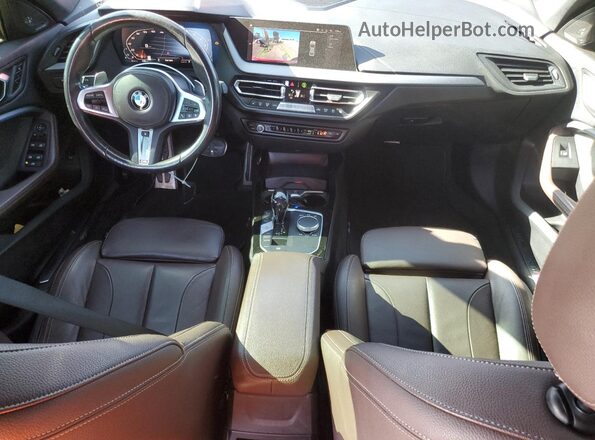 WBA13AL00M7H19209 2021 BMW M2 Red Vista del salpicadero