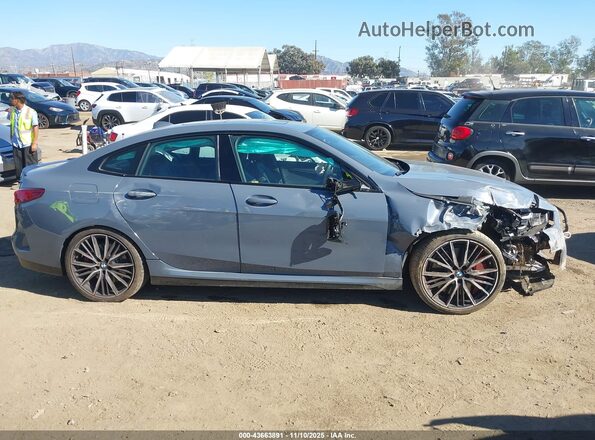 WBA13AL01R7R78117 2024 BMW M2 Gray Vista interior trasera