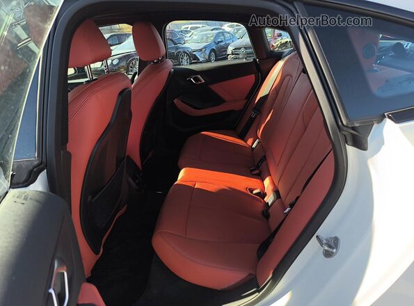 WBA13AL03P7M40211 2023 BMW M2 White Սալոնի հետևի տեսք