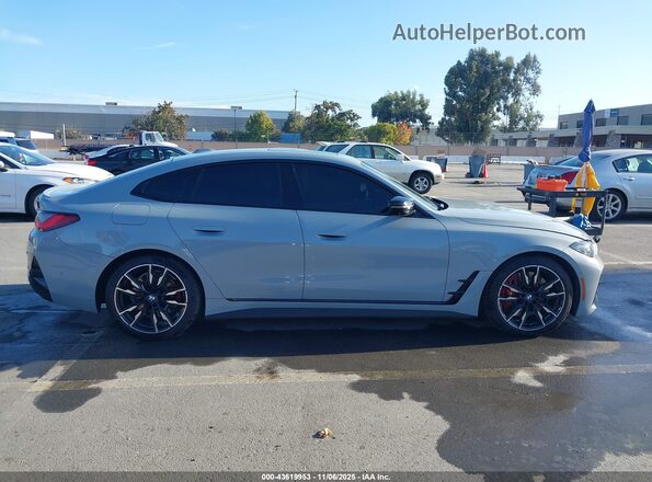 WBA13AW0XNFM71048 2022 BMW OTHER Gray Rear interior view
