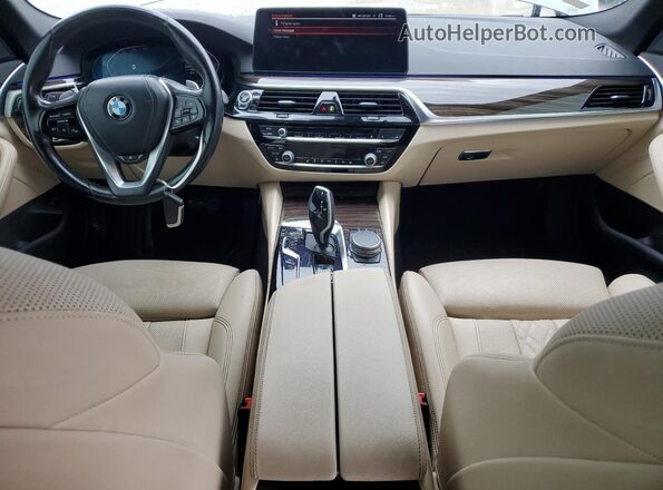 WBA13BJ02MCG04773 2021 BMW 5 SERIES Gray წინა პანელის ხედი
