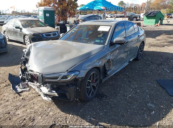 WBA13BK07NCH81240 2022 BMW M5 Gray Przód lewy