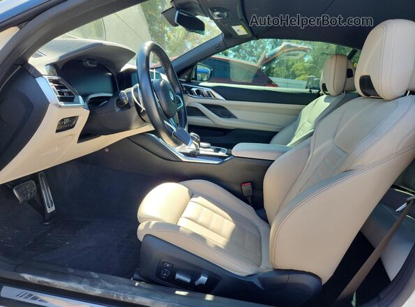 WBA23AT0XMCG84206 2021 BMW 4 SERIES White წინა სალონის ხედი
