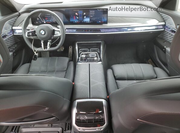 WBA23EH01SCV23009 2025 BMW 7 SERIES Charcoal Vista del salpicadero