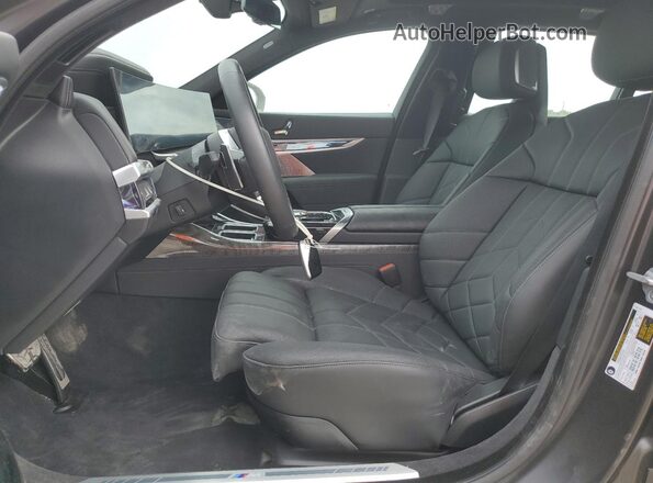 WBA23EH01SCV23009 2025 BMW 7 SERIES Charcoal Vista interior delantera