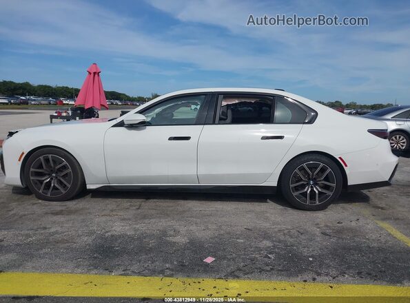 WBA23EH04SCU60424 2025 BMW 7 SERIES White 