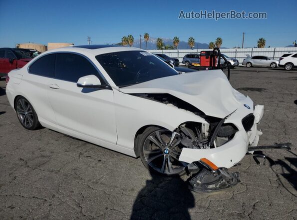 WBA2J1C57JVD08936 2018 BMW 2 SERIES Белый Передняя правая четверть