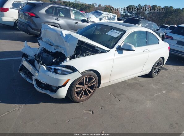WBA2J1C59JVD09070 2018 BMW 2 SERIES Белый Передняя левая четверть